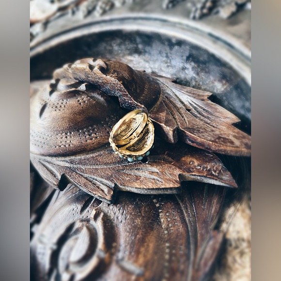 Vintage Turquoise Dome Ring - Picture 5 of 11